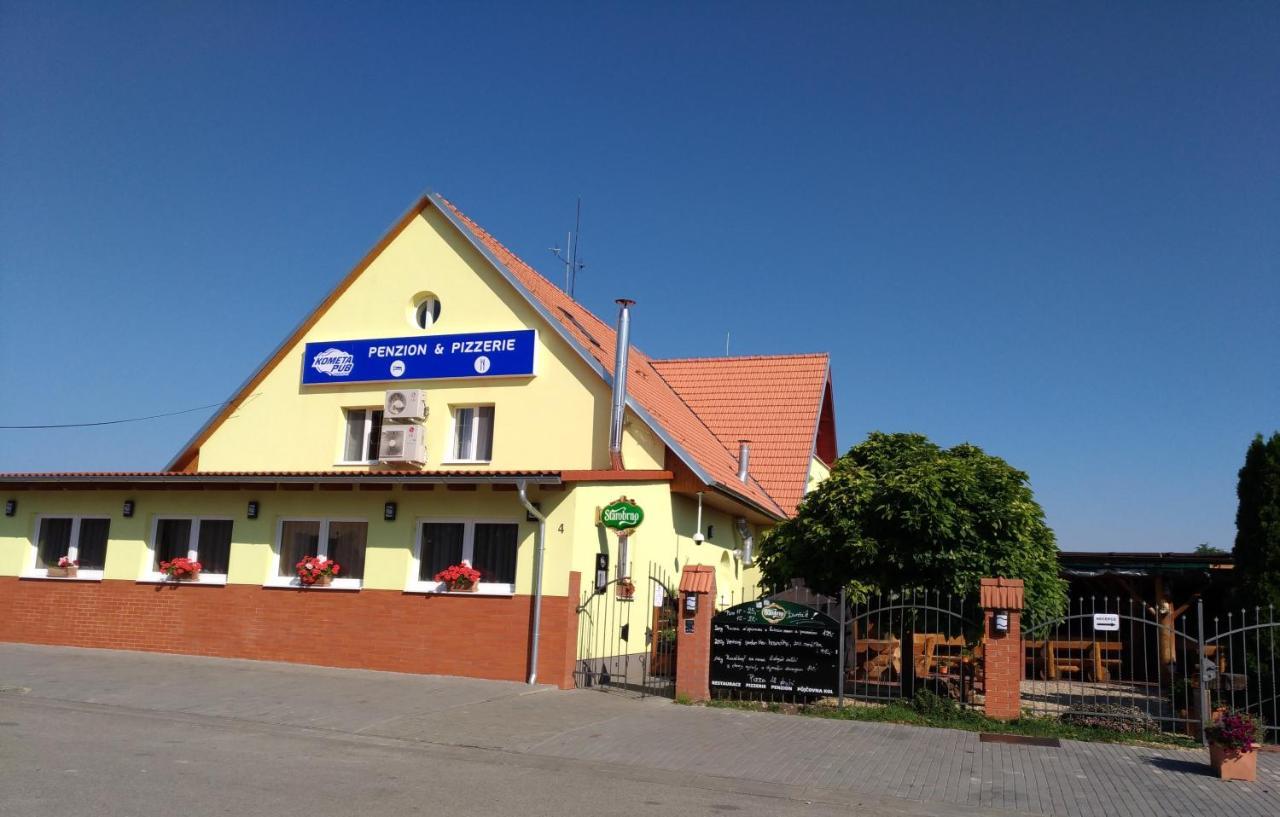 科美特民宿酒店 Pasohlávky 外观 照片